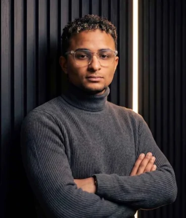 David – Pixoraa Webdesign Team