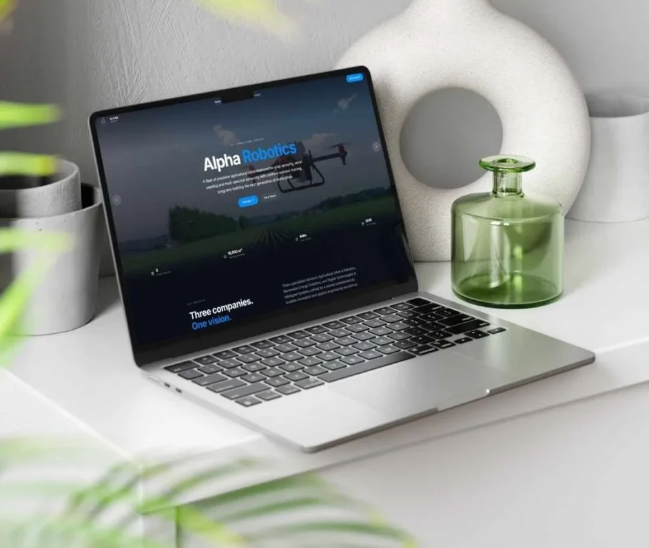 Alpha Group – HTML Website von Pixoraa
